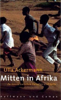 Mitten in Afrika - Ackermann, Ulla
