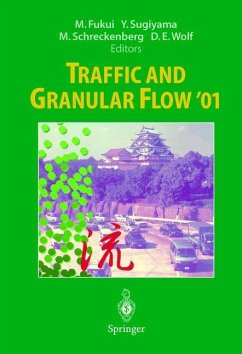 Traffic and Granular Flow ¿01 - Fukui, Minoru / Sugiyama, Yuki / Schreckenberg, Michael / Wolf, Dietrich E. (eds.)