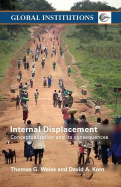 Internal Displacement - Weiss, Thomas G; Korn, David A