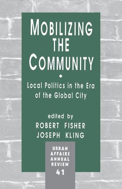 Mobilizing the Community - Fisher, Robert; Kling, Joe