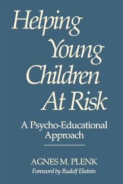 Helping Young Children at Risk - Plenk, Agnes M.