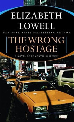 The Wrong Hostage - Lowell, Elizabeth