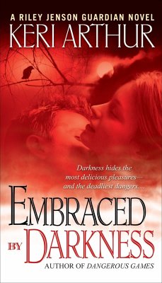 Embraced by Darkness - Arthur, Keri