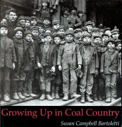 Growing Up in Coal Country - Bartoletti, Susan Campbell