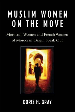 Muslim Women on the Move - Gray, Doris