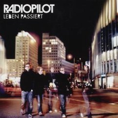 Cover Leben passiert