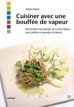 Cuisinier avec une bouffée de vapeur