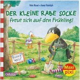 Der kleine Rabe Socke freut sich auf den Frühling