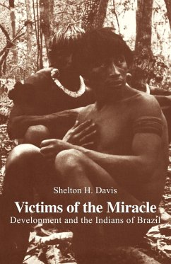 Victims of the Miracle - Davis, S. H.; Davis, Shelton H.