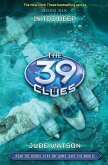In Too Deep (the 39 Clues, Book 6) [With 6 Cards]