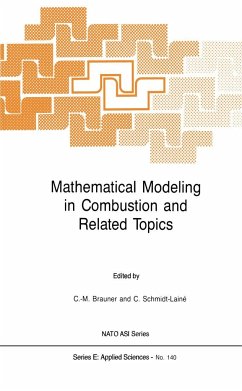 Commutative Algebra - Hochster, Melvin / Huneke, Craig / Sally, Judith D. (eds.)