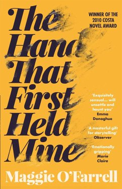 The Hand That First Held Mine - O'Farrell, Maggie