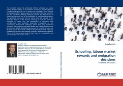 Schooling, labour market rewards and emigration decisions