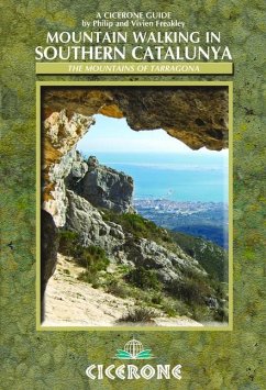 Mountain Walking in Southern Catalunya - Freakley, Philip; Freakley, Vivien