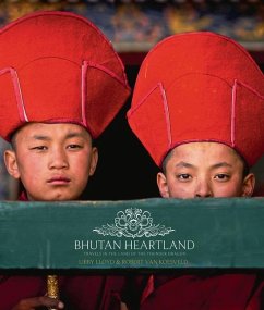 Bhutan Heartland: Travels in the Land of the Thunder Dragon - Lloyd, Libby; Koesveld, Robert van