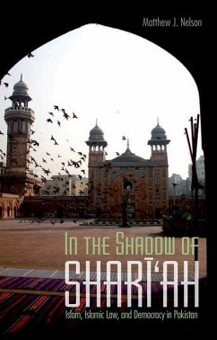 In the Shadow of Shari'ah - Nelson, Matthew J