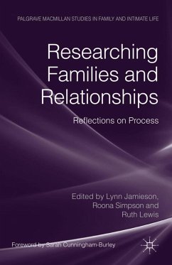 Researching Families and Relationships - Loparo, Kenneth A.