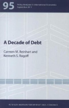 A Decade of Debt - Reinhart, Carmen M.; Rogoff, Kenneth S.