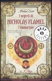 Cover Scott, M: Mago. I segreti di Nicholas Flamel, l'immortale