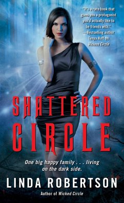 Shattered Circle - Robertson, Linda