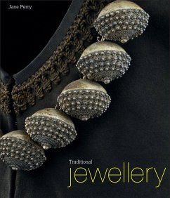 Traditional Jewelry of Nineteenth-Century Europe - Perry, Jane