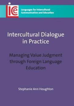 Intercultural Dialogue in Practice - Houghton, Stephanie Ann