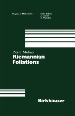 Riemannian Foliations - Molino