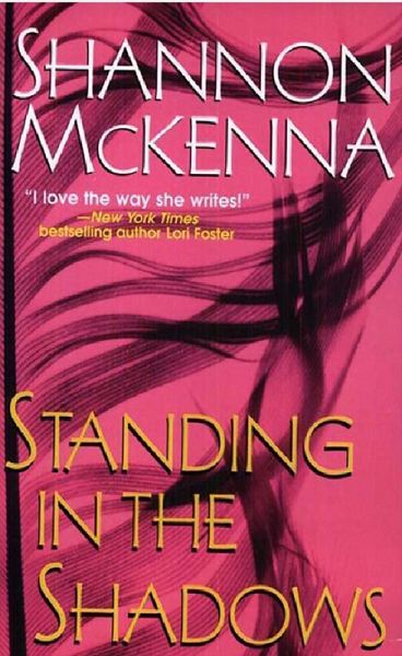 Standing In The Shadows (eBook, ePUB)