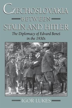 Cover Czechoslovakia between Stalin and Hitler (eBook, PDF)