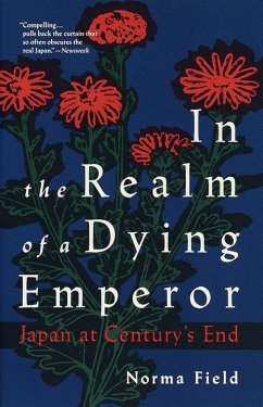 In the Realm of a Dying Emperor (eBook, ePUB) - Field, Norma