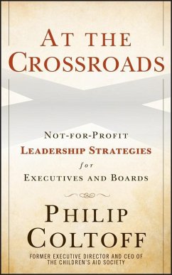 At the Crossroads (eBook, ePUB) - Coltoff, Philip