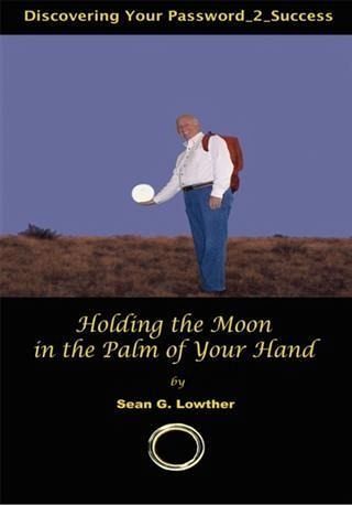 Holding the Moon in the Palm of Your Hand (eBook, ePUB)