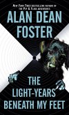 The Light-years Beneath My Feet (eBook, ePUB) The Light-years Beneath My Feet (eBook, ePUB)