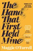The Hand That First Held Mine (eBook, ePUB)