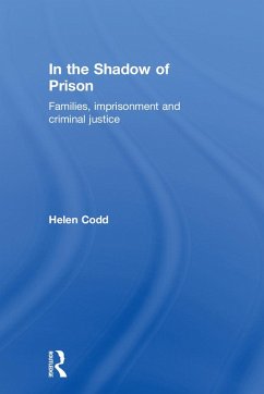Cover In the Shadow of Prison (eBook, PDF)