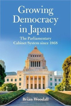 Growing Democracy in Japan - Woodall, Brian
