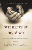 Strangers at My Door (eBook, ePUB)