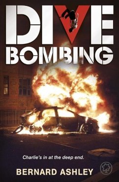 Dive Bombing (eBook, ePUB) - Ashley, Bernard