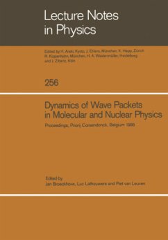 Dynamics of Wave Packets in Molecular and Nuclear Physics