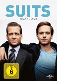 Suits - Season One DVD-Box Suits - Season One DVD-Box