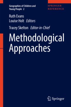 Methodological Approaches, m. 1 Buch, m. 1 E-Book