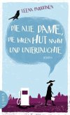 Die alte Dame, die ihren Hut nahm und untertauchte