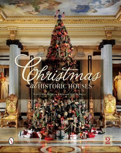 Christmas at Historic Houses - McMillan, Patricia Hart; McMillan, Katharine Kaye