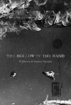 The Hollow of the Hand - Harvey, - PJ; Murphy, Seamus