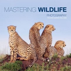 Cover Mastering Wildlife Photography