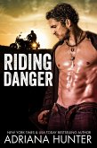 Riding Danger (BBW Biker Romance) (eBook, ePUB)