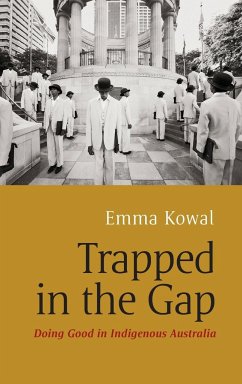 Trapped in the Gap - Kowal, Emma