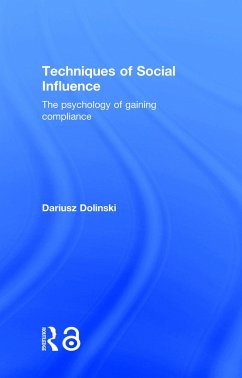 Techniques of Social Influence - Dolinski, Dariusz
