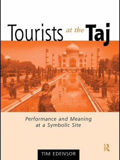 Cover Tourists at the Taj (eBook, PDF)