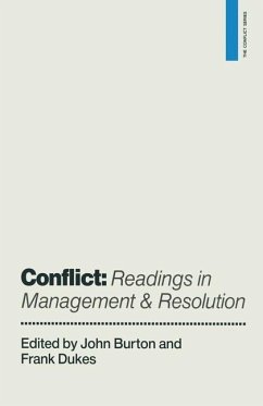 Conflict: Readings in Management and Resolution - Burton, John / Dukes, Frank